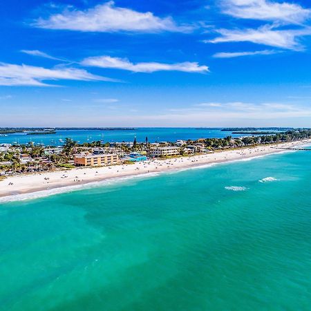 Anna Maria Island Beach Palace Bradenton Beach Extérieur photo